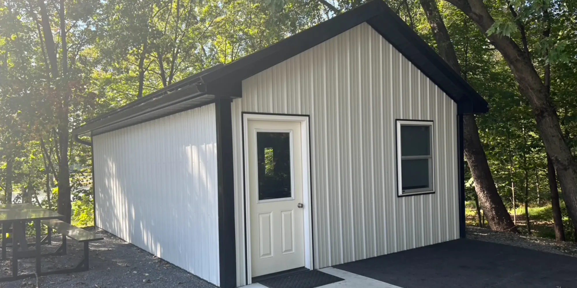 3727DF88-F906-46AE-A19D-471245046DB6_1_105_c